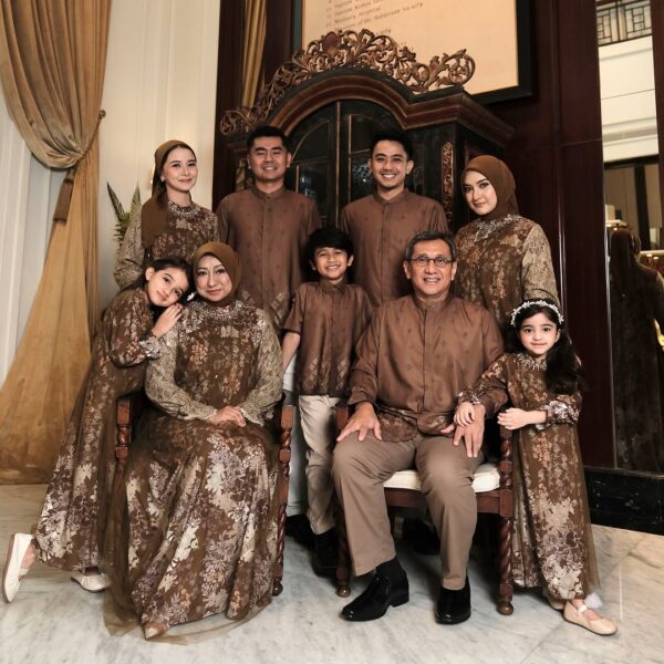 FAMILY SET KALEELA KODE OLIVE
