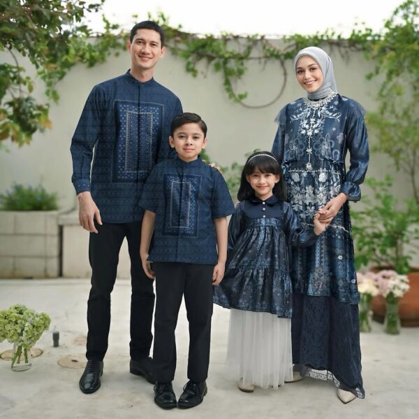 CAMELIA KODE NAVY