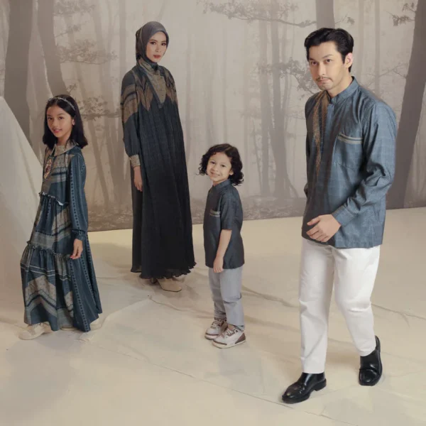 FAMILY SET ZASKIA SUNKAR