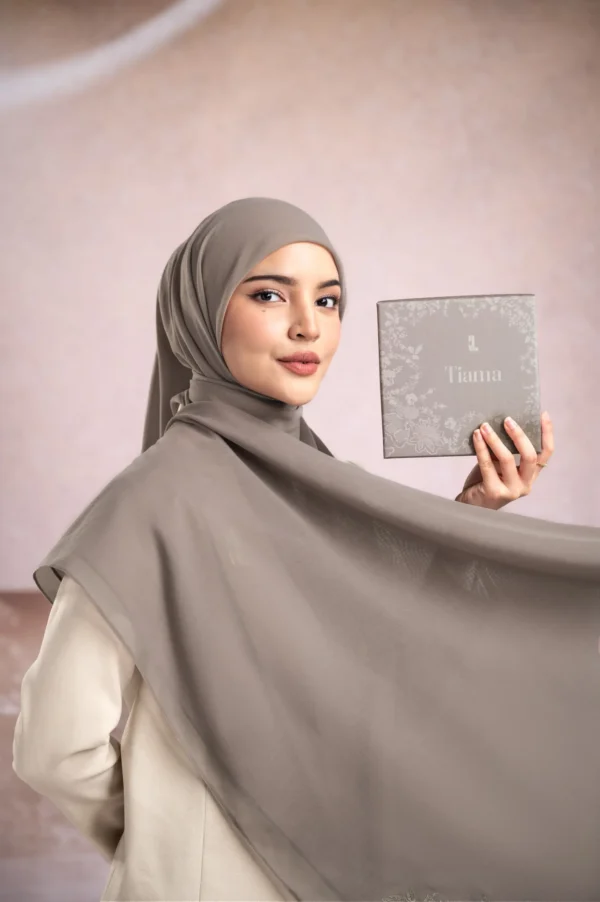 TIAMA SCARF SESAME - Gambar 6