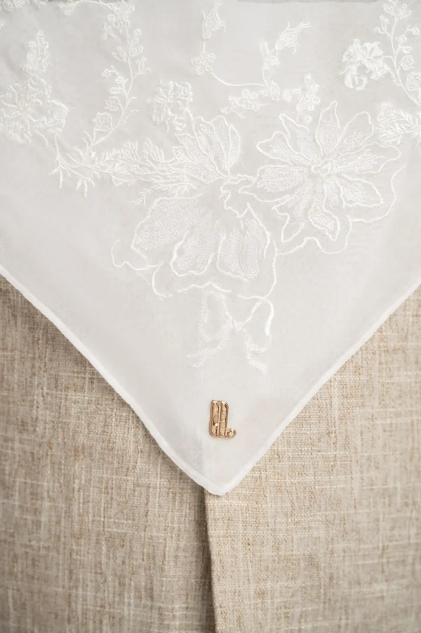 TIAMA SCARF IVORY - Gambar 4