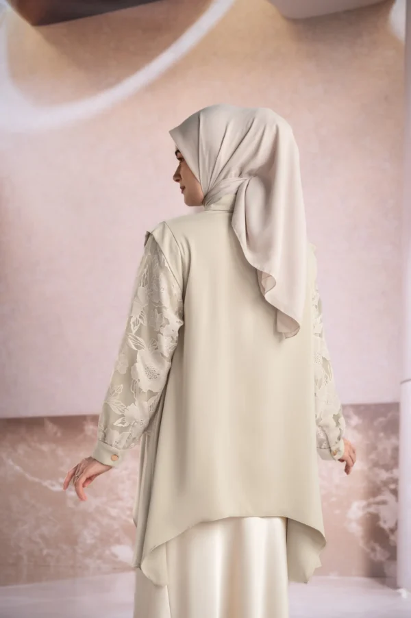 TIAMA SHIRT SAND - Gambar 5