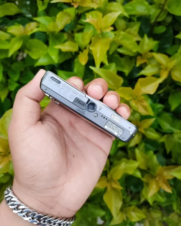 SONY CYBERSHOT DSC-W570 SILVER FULLBOX - Gambar 6